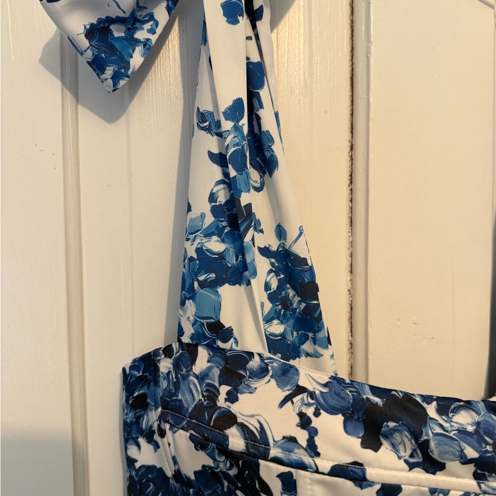 Milla Ravishing blue hydrangea corset maxi dress, Garden of Eden - Picture 8 of 14